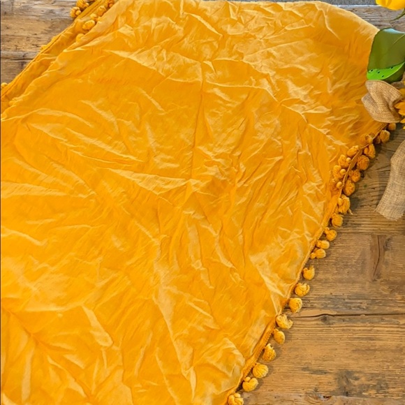 LUCKY BRAND & GAP WOMENS SUMMER SCARVES - SET OF 3 - Picture 6 of 6